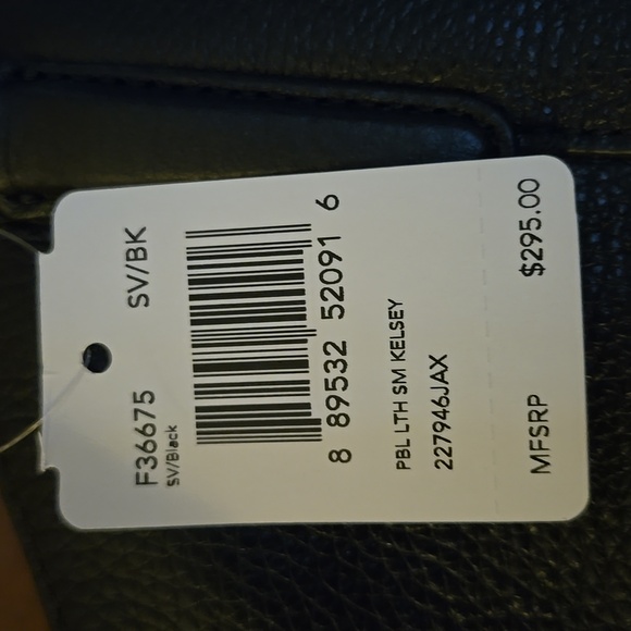 Coach Black Pebble Leather Bag. - Picture 3 of 10